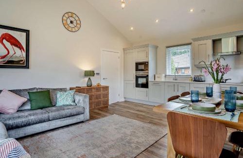 Upper Killay Casa | 3 Bed in Gower 91721