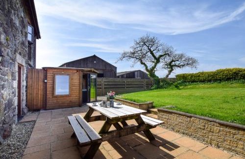Newtown-in-St-Martin Casa | 3 Bed in Helford HTFOX