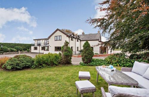 Lloc Casa | 3 Bed in Holywell 89614