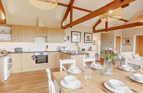 Launceston Casa | 3 Bed in Launceston 57287
