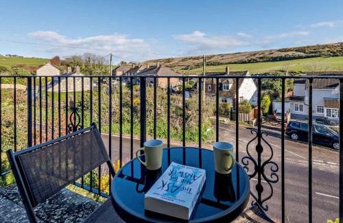 West Lulworth Casa | 3 Bed in Lulworth Cove 82367
