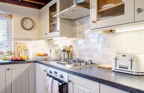 Narberth Casa | 3 Bed in Narberth 79443