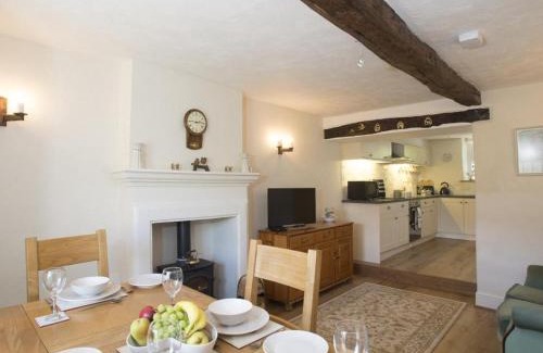 Newlands Valley Casa | 3 Bed in Newlands Valley SZ075