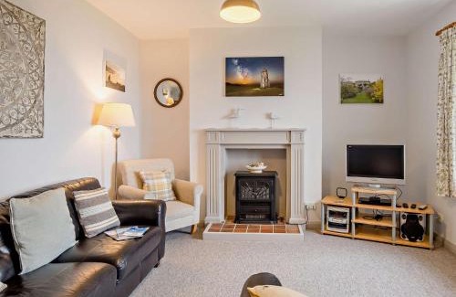 Ventnor Casa | 3 Bed in Niton Undercliff IC125