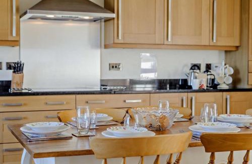 Berwick-upon-Tweed Casa | 3 Bed in Nr Bamburgh CN069