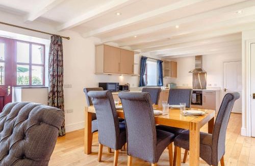 Saint Erth Praze Casa | 3 Bed in Praa Sands 36259