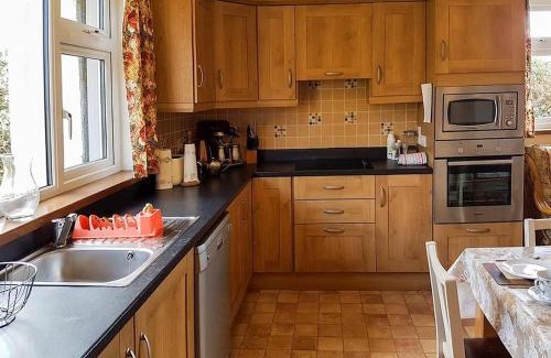 Rosscarbery Casa | 3 Bed in Rosscarbery oc-ii16117