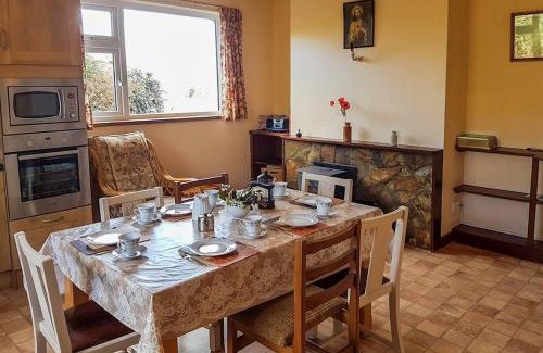 Rosscarbery Casa | 3 Bed in Rosscarbery oc-ii16117