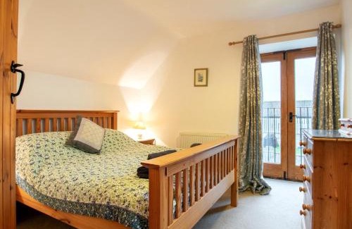 Alweston Casa | 3 Bed in Sherborne FOLWR