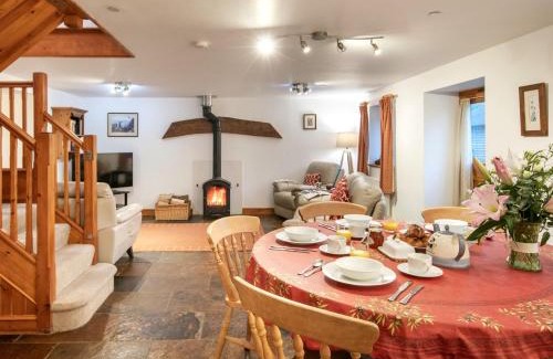 Alweston Casa | 3 Bed in Sherborne FOLWR