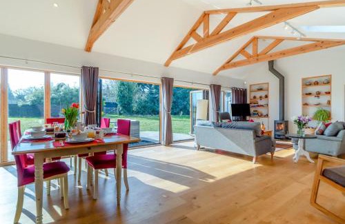Beccles Casa | 3 Bed in South Cove oc-r30975
