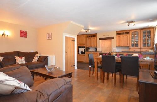 Brayford Casa | 3 Bed in South Molton STITC