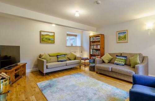 Spark Bridge Casa | 3 Bed in Spark Bridge 83701