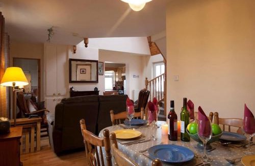 Murroogh Casa | 3 Bed in Spiddal oc-ii14643