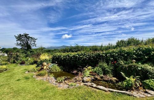 Llanfihangel Tal-y-llyn Casa | 3 Bed in Talyllyn 93947