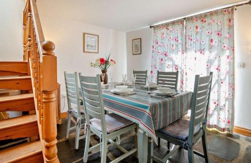Tywyn Casa | 3 Bed in Tywyn DY021