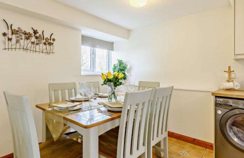Atherington Casa | 3 Bed in Umberleigh 65851