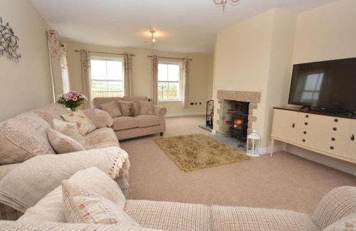 Langdon Casa | 3 Bed in Yeolmbridge 41848