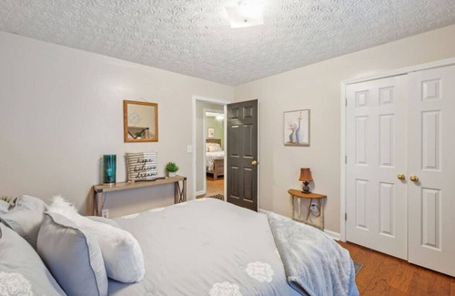 Monticello Casa | 3-bed Lake Jackson Escape - Turtle Cove Hideaway