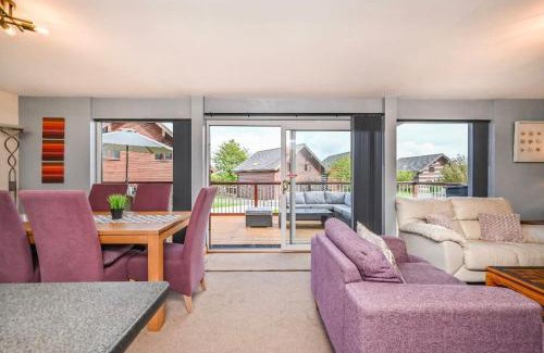 Winnard's Perch Casa | 3 bed Lodge with EV point