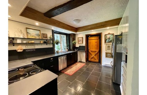 Cantley Casa | 3-bed Nature Chalet - Ski Mont Cascades