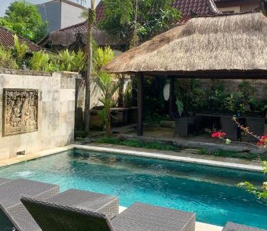 Kedewatan Villa | 3 Bed Rooms Corner Ubud Private villa