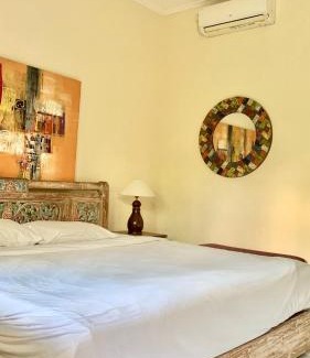 Kedewatan Villa | 3 Bed Rooms Corner Ubud Private villa