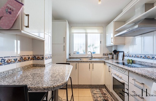 Torrequebrada Chalet De Esquí | 3-Bed Seaview Escape: Pool, Garage, 4 Terraces