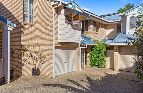 Redcliffe Apartamento | 3-Bed with Alfresco Dining & BBQ 300m to the Beach