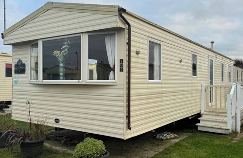 Prestatyn Chalet De Esquí | 3 bed With Balcony on Lido Beach