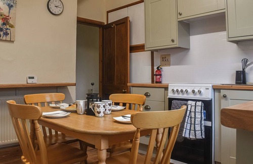 Fourstones Near Bentham Cabaña | Oakleigh provides a real home from home experience.