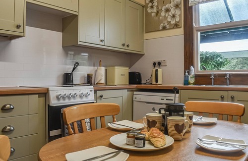 Fourstones Near Bentham Cabaña | Oakleigh provides a real home from home experience.