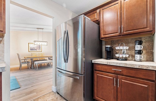 Sandalfoot Cove Casa | 3-bedrm Paradise, pool home centrally located in beautiful Boca Raton, free WiFi