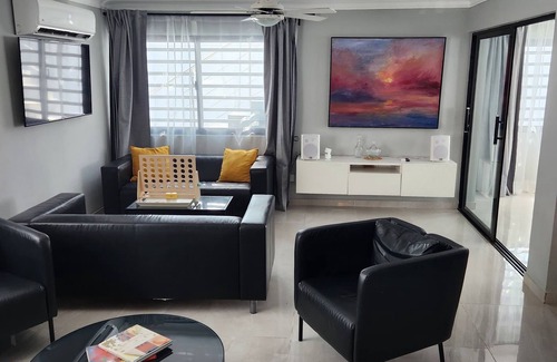 Las Acacias Casa | 3-bedroom house in welcoming Santo Domingo with AC, WiFi