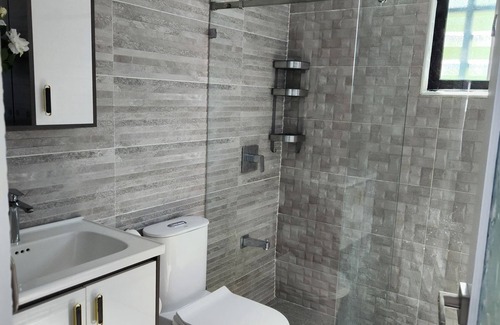 Las Acacias Casa | 3-bedroom house in welcoming Santo Domingo with AC, WiFi