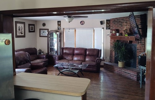 Jeffersontown Casa | 3 bedroom, 1.5 bathroom house.