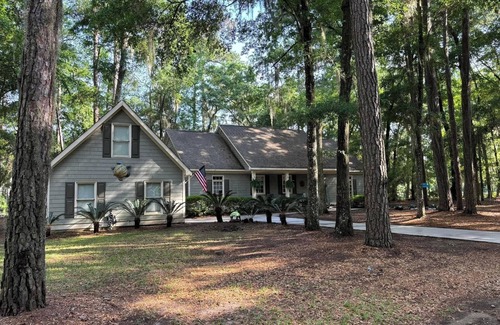 Melrose on the Beach Casa | 3 bedroom/ 2 1/2 bath ranch home, landtrans included, Melrose Pool Open!