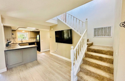 West University Casa | 3-Bedroom/2.5 Bath/4TVs/Sleeps11