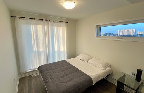 Scarborough Casa | 3 Bedroom 2.5 Bath, Newly Build, Full Kitchen