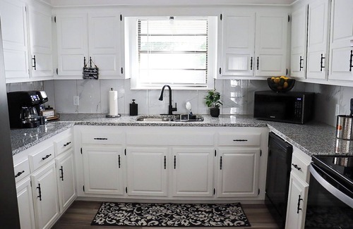 Amarillo Casa | 3-bedroom 2-bath home in Amarillo near hospitals, shopping and dining