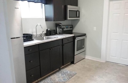 Cedar Rapids - Iowa City Casa | 3 Bedroom, 2 Bath Just 9 Blocks from Downtown!