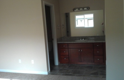 Redding Casa | 3 bedroom 2 bath near Bethel and Lake Shasta