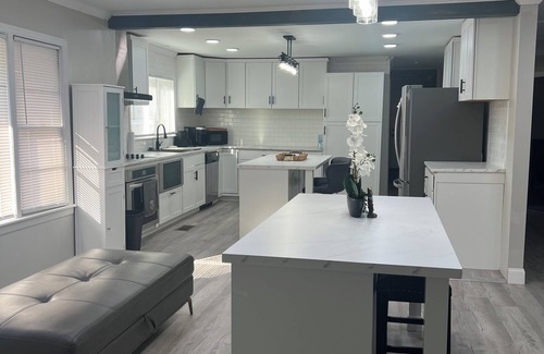 Bruce Casa | 3-bedroom 2 bath nice deck every convenience of home 30 minutes from Oxford