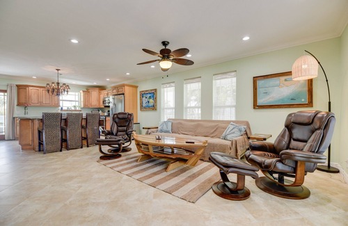 Key West Casa | 3 Bedroom 2 Bath Pool Home with Boating