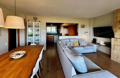 Moia Apartamento | 3 bedroom 2 bathroom home with parking and a pool Fantastic terrace with a view