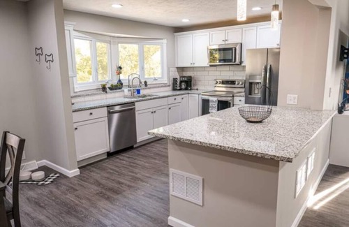 Millard Casa | 3 Bedroom 2 Full Bath 4 Bed Deck 500Mbps