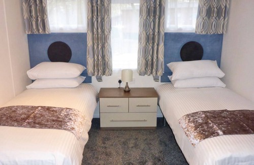 Allerton Cabina | 3 bedroom accommodation in Allerton, Knaresborough