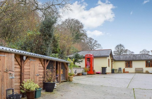 Exeter Cabaña | 3 bedroom accommodation in Nadderwater