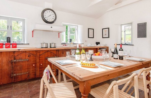 Goodwick Cabaña | 3 bedroom accommodation in St Nicholas