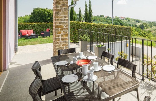 Baredine Casa | 3 bedroom accommodation in Baredine